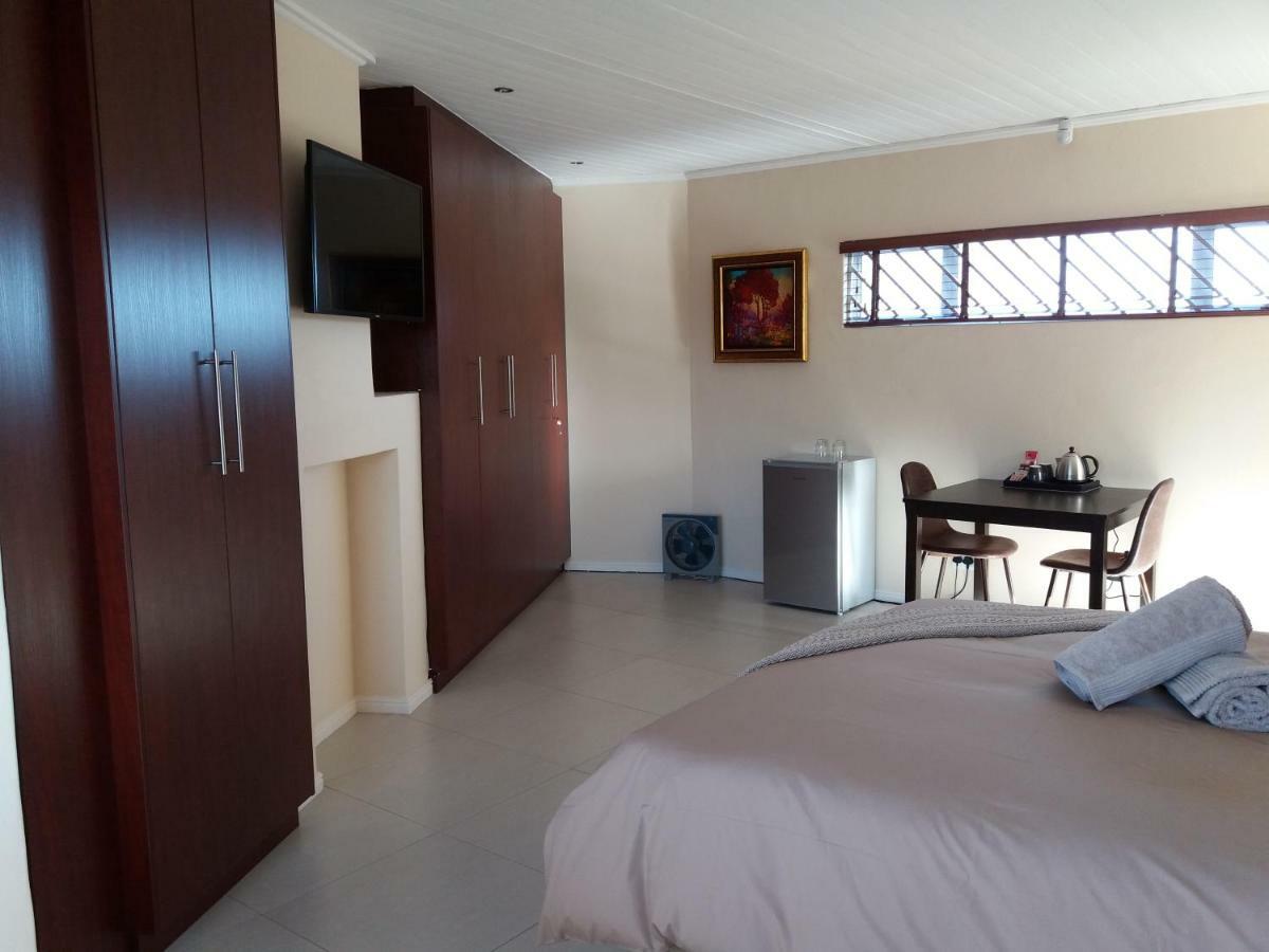 Апартаменты Flamingo Palms Тейбл-Вью Экстерьер фото